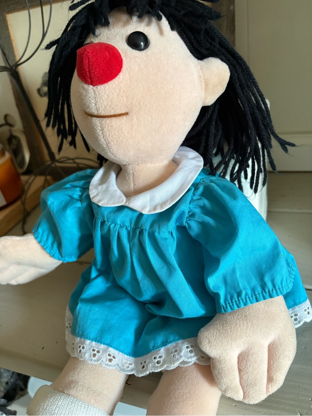 1995 Big Comfy Couch Molly 17in Rag Doll Blue Dress Black Vintage - Picture 2 of 11